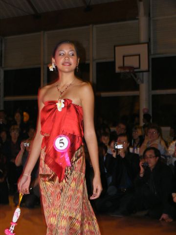 électionmissLao Paris311207 060.jpg